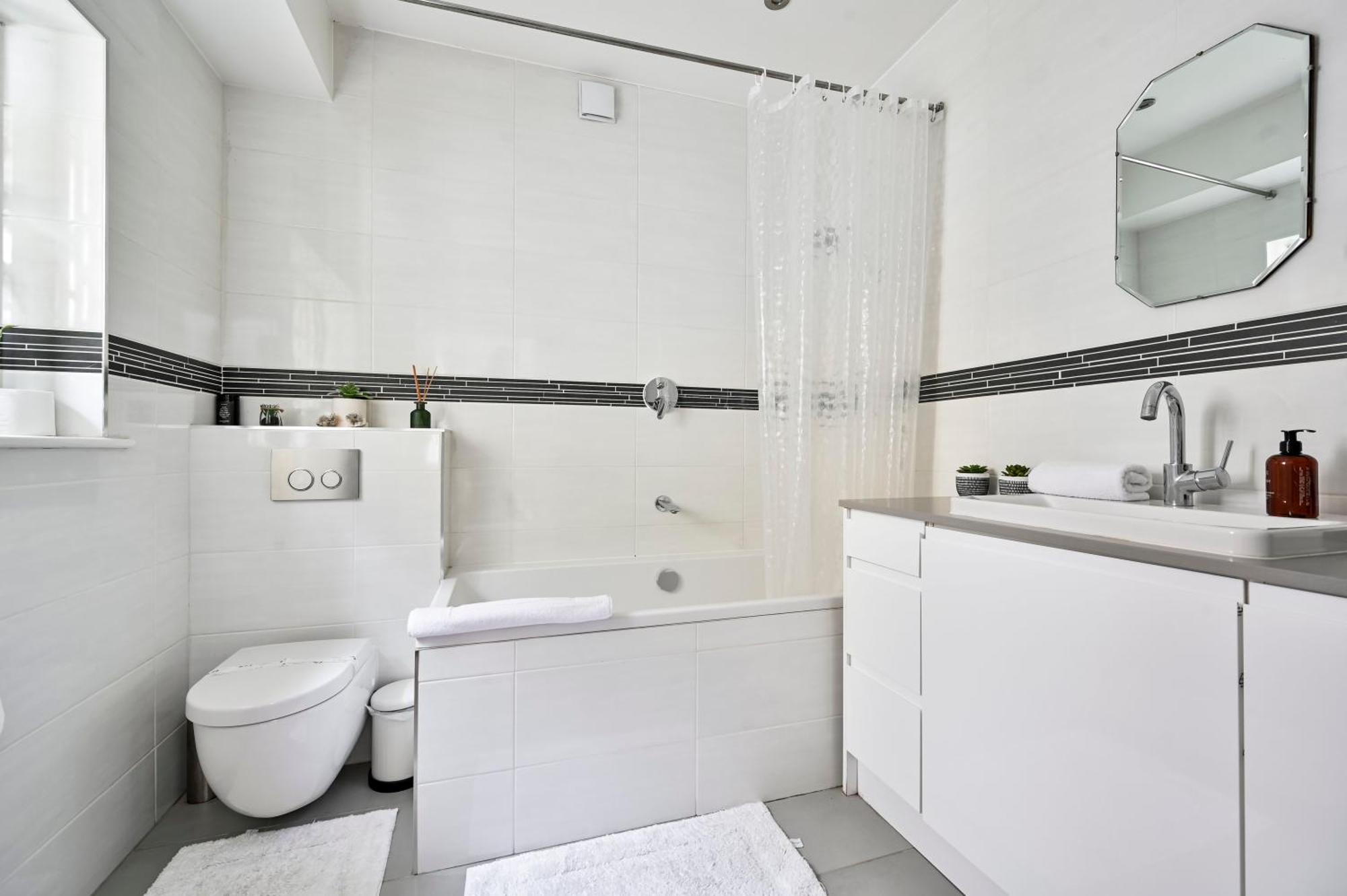 Magnificent 2 Bed Hyde Park Mews House Lejlighed London Eksteriør billede