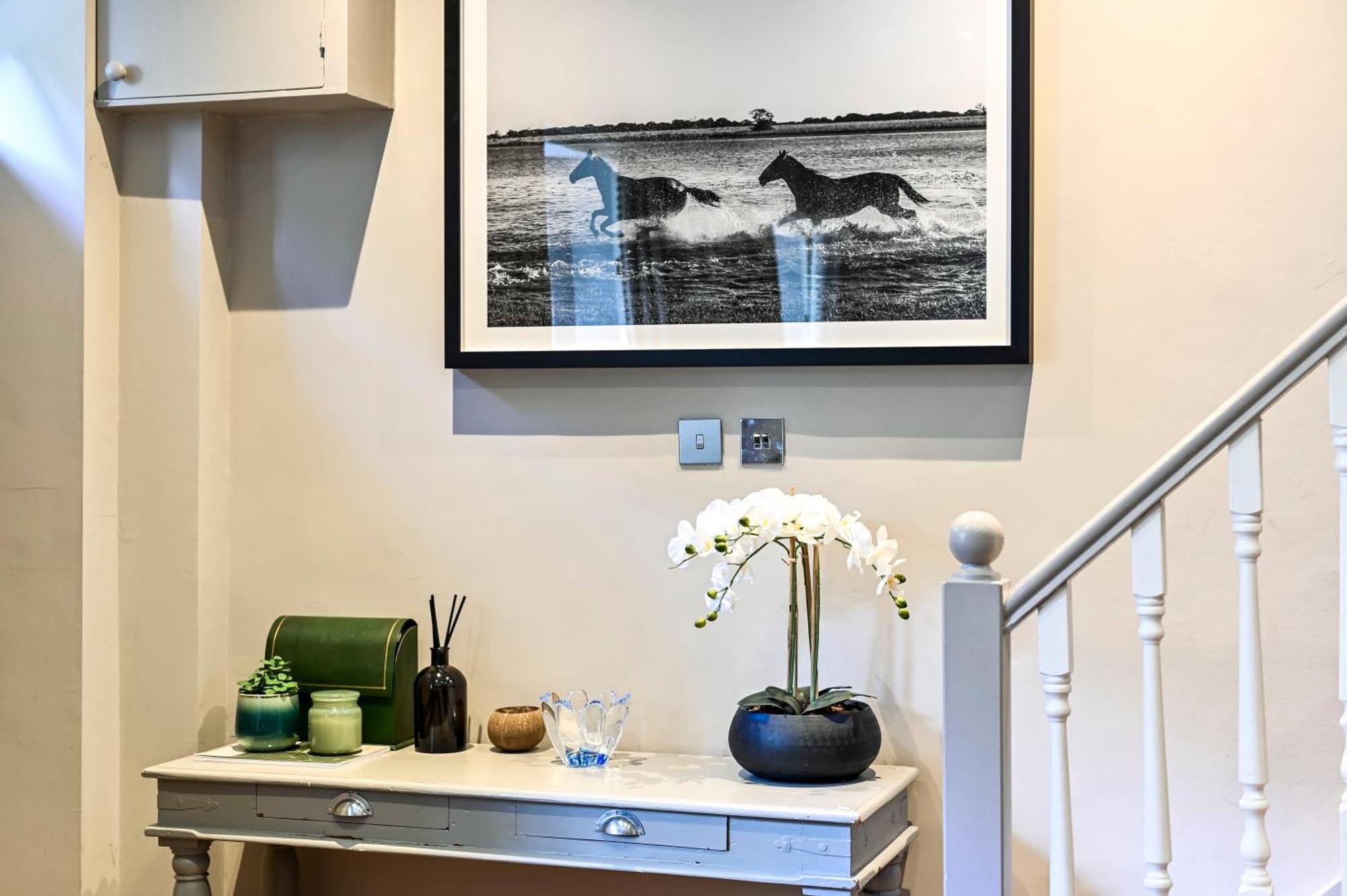 Magnificent 2 Bed Hyde Park Mews House Lejlighed London Eksteriør billede