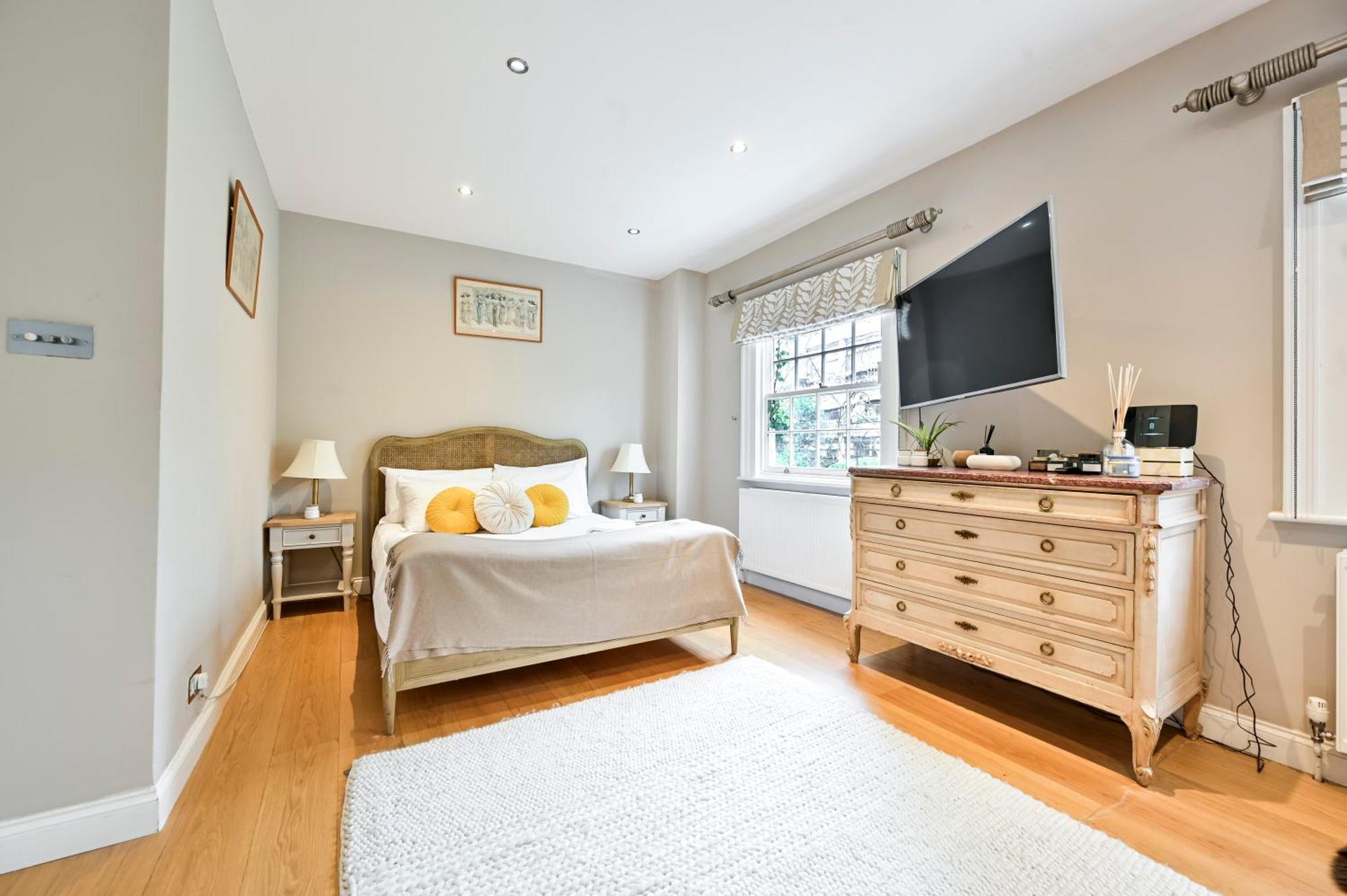 Magnificent 2 Bed Hyde Park Mews House Lejlighed London Eksteriør billede