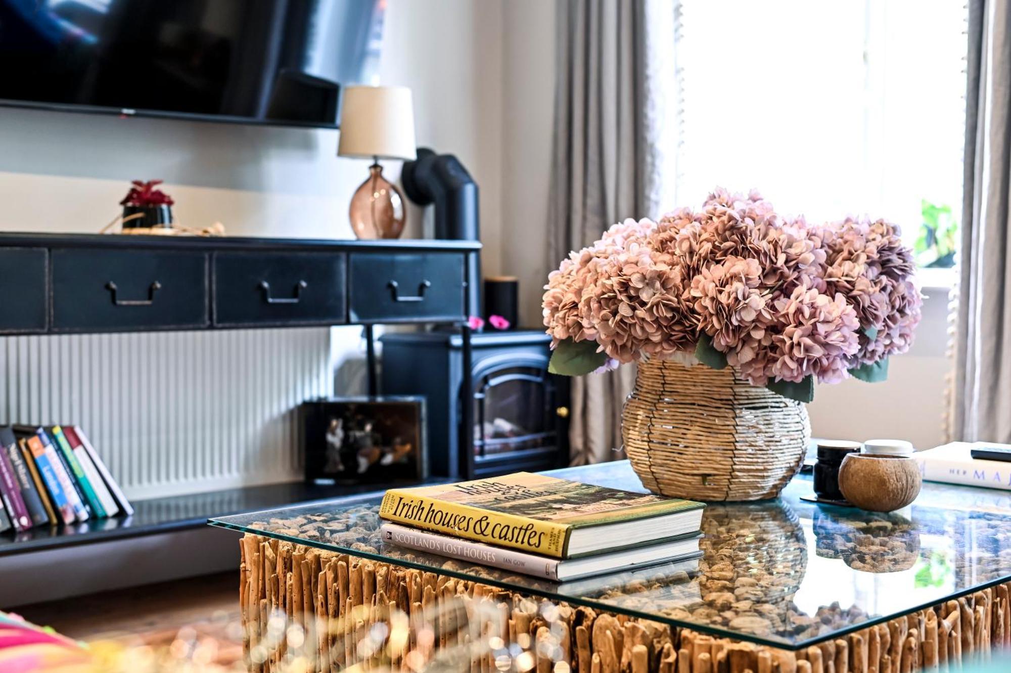 Magnificent 2 Bed Hyde Park Mews House Lejlighed London Eksteriør billede