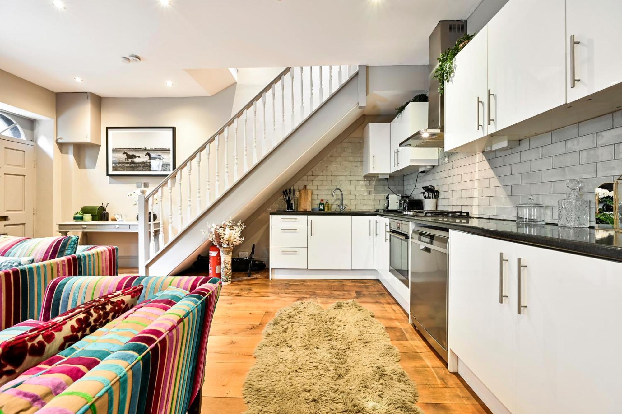 Magnificent 2 Bed Hyde Park Mews House Lejlighed London Eksteriør billede