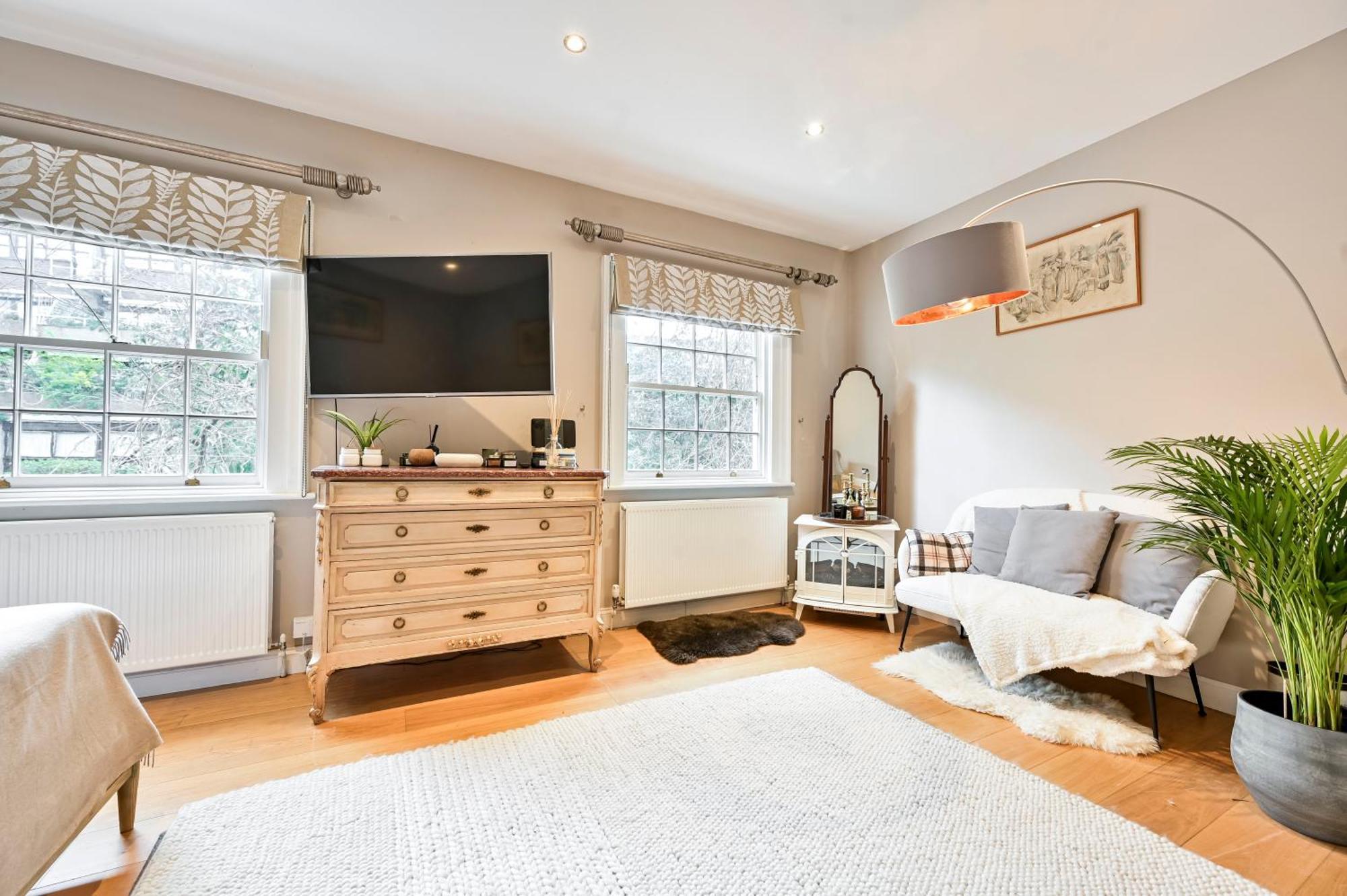 Magnificent 2 Bed Hyde Park Mews House Lejlighed London Eksteriør billede